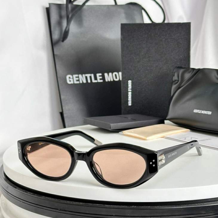 Picture of Gentle Monster Sunglasses _SKUfw58597079fw